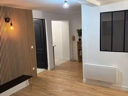 vend 2 pièces refait à neuf