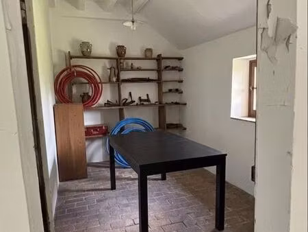 maison 80 pièces 4 m²
