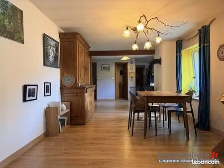 maison 6 pièces 145 m²