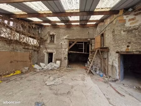 local industriel 100 m²