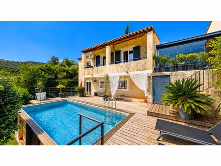 vente maison 5 pièces 143 m² le plan-de-la-tour (83120)