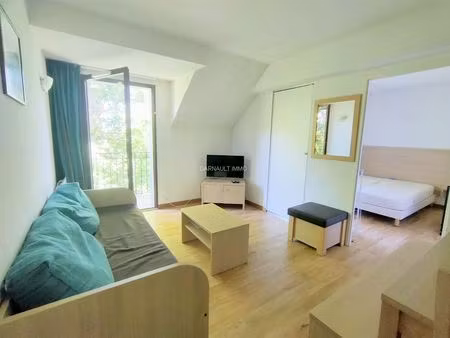 apt t3 45m2 meuble avec balcon et parking - centre-ville luchon
