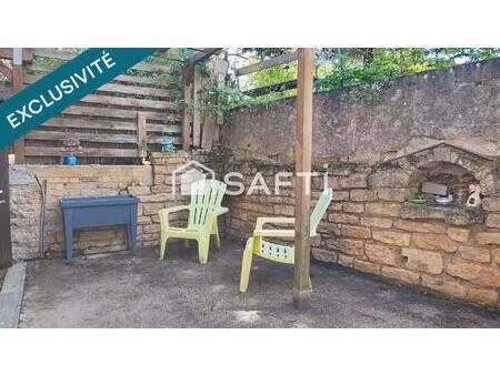 appartement t4 avec terrasse et jardin