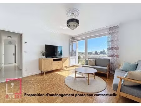 appartement t3 rénové dans petite résidence calme et sécuris