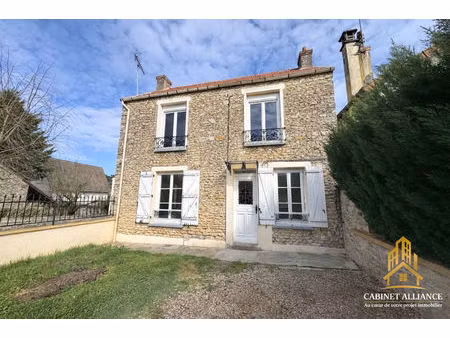 immeuble à vendre à cesson - réf. 223 - 6 pièces  4 chambres