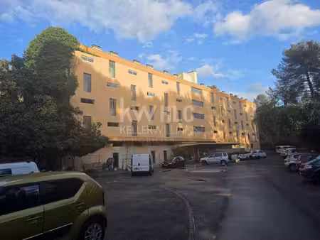 appartement 2 pièces avec locataire
