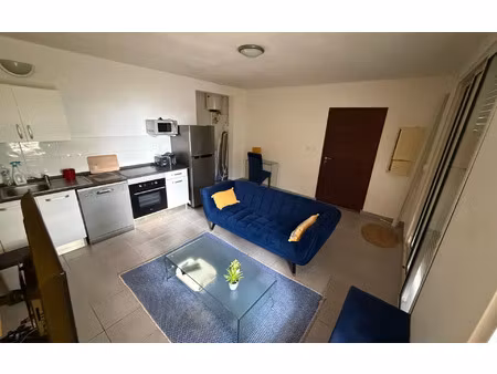 location appartement  m² t-2 à remire-montjoly  1 252 €