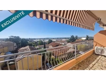 t4 2 chambres   avec une jolie vue  dernier étage