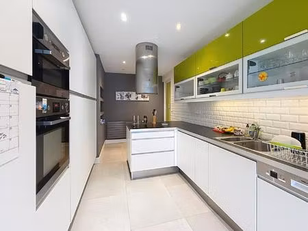 appartement t5 triplex de caractère en parfait état