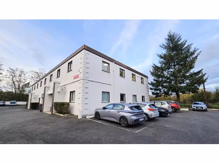 local professionnel à louer champlan 3 pièce(s) 54m2 655€/mois ht/hc