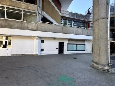 local commercial 0 pièces 60 m² à vendre / acheter évry-courcouronnes 91000 ? | era immobi