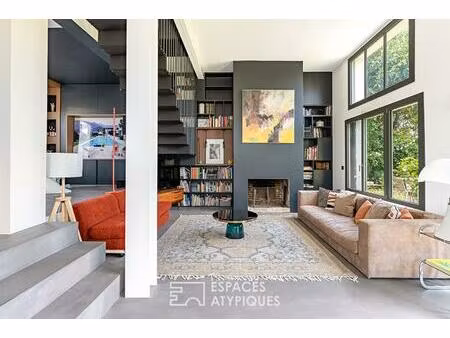 maison transformée esprit loft avec terrasse et jardin