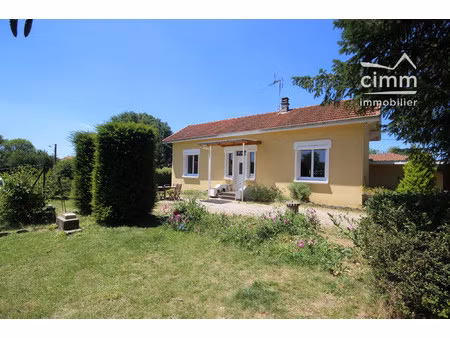 maison de plain-pied avec grand terrain plat – saint-siméon-d