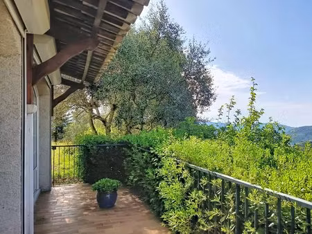 villa 7p 227m² - terrain 1830m² - le cros