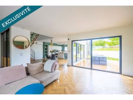 maison contemporaine récente à roussy-le-village!
