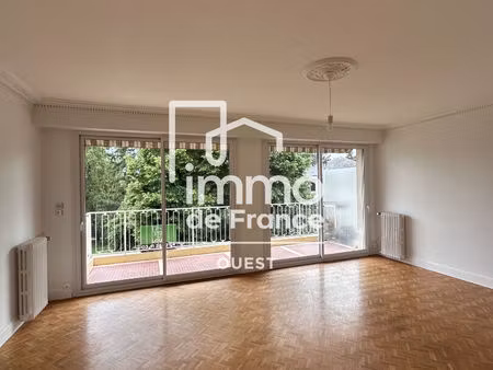 t3 avec balcon - quartier val d'or avrillé
