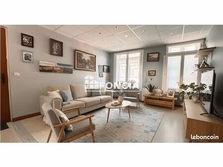 appartement 3 pieces au coeur des capucins