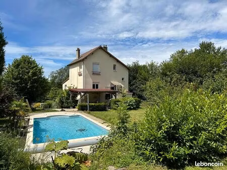 maison rénovée avec piscine et vue dégagée – bercenay-en-othe