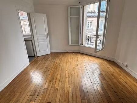 vente studio 21 39 m² courbevoie (92400)