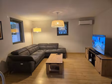 location appartement 2 pièces 82 m² à la boisse (01120)  920 €