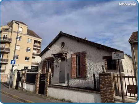 ventre maison