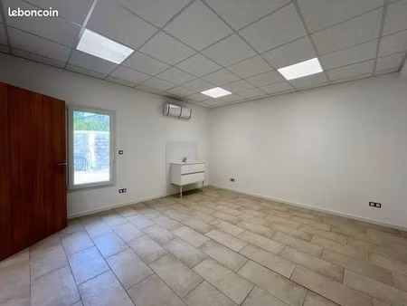 bureaux santé 35 m²