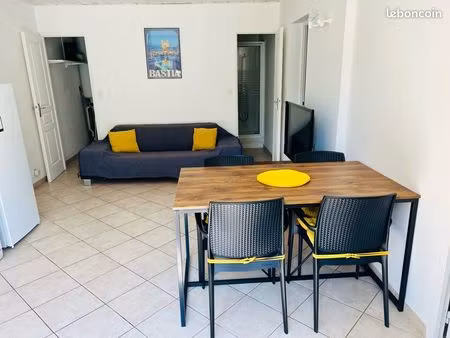 location t3 année scolaire 580 eau comprise