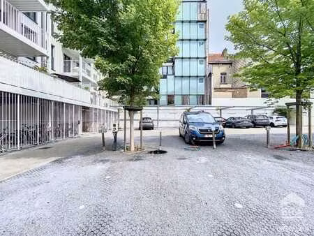 emplacement parking à louer