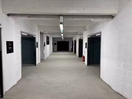 box de garage sécurisé à louer charleroi