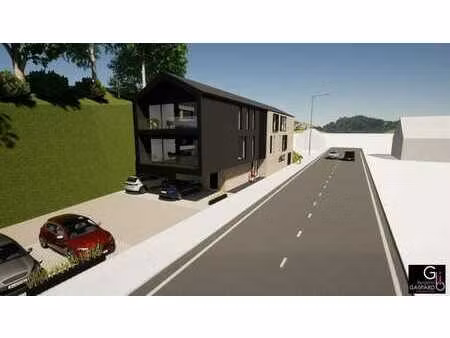 terrain de 8 a 20 ca + permis d'urbanisme octroyé pour la co