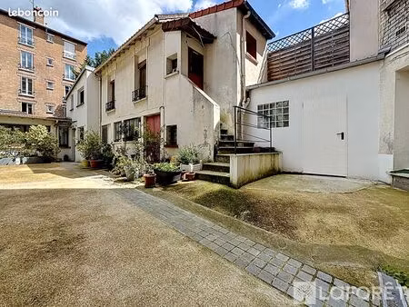 appartement 3 pièces 49 m²