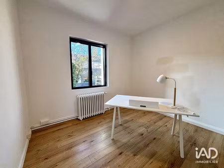 location locaux professionnels 0 pièces 11 m² à champagne-au-mont-d'or (69410)  440 €