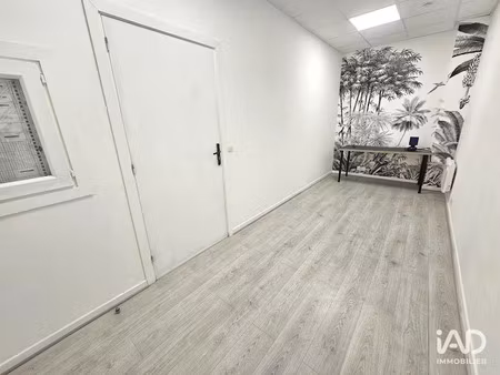 location locaux professionnels 0 pièces 15 m² à bailly-romainvilliers (77700)  470 €
