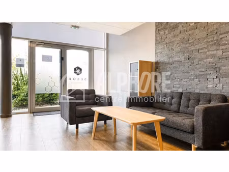 location locaux professionnels 90.45 m² à saint-nazaire (44600)  1 332 €