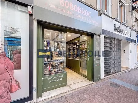 commerce 38 m²
