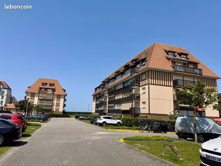 villers-sur-mer – 2 pièces avec balcon vue mer  plage et commerces à pied