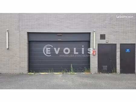 local d'activité 6 328 m²