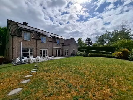 maison à louer à rhode-saint-genèse € 3.700 (lol7k) - best partner bruxelles | zimmo