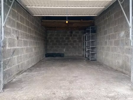 box 21m² - loué 150