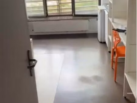logement paris 17e - juin/juillet/aout