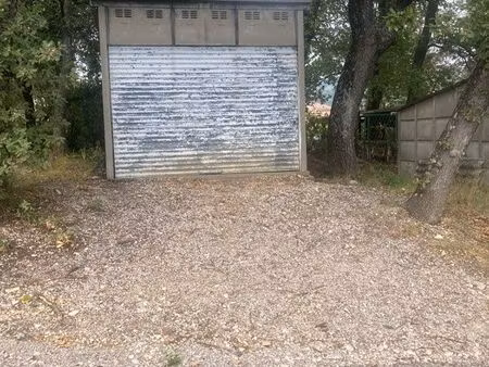 garage/box 15m2