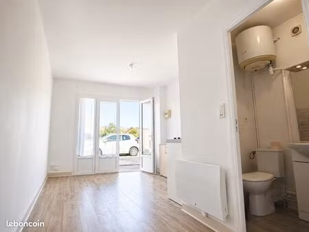 studio 1 pièce 18 m²