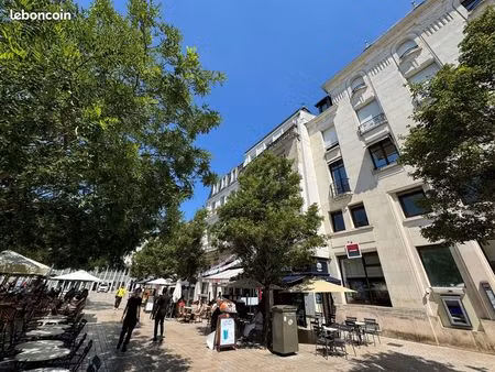 studio 1 pièce 25 m²