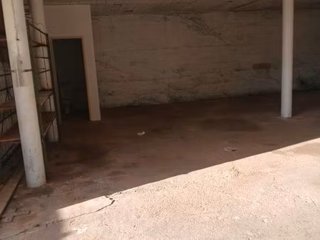 local stockage 130m2