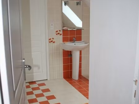 chambre meublée