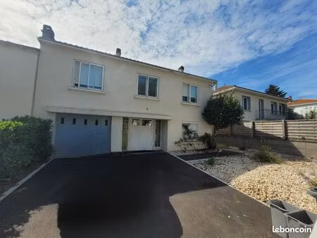 maison de 112 m² - 4 chambres - proche piscine arago