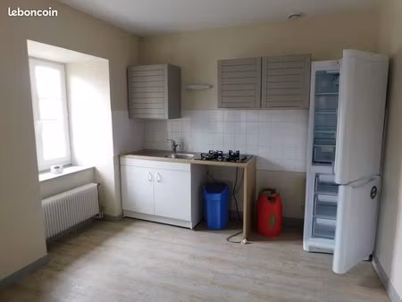 appartement f2 st-christophe/dolaizon