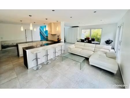 investissement locatif - colocation de 7 chambres & 1 studio