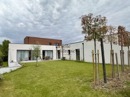 maison contemporaine individuelle en semi-plain-pied