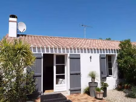 vente maison à noirmoutier-en-l'île (85330) : à vendre / 37m² noirmoutier-en-l'île